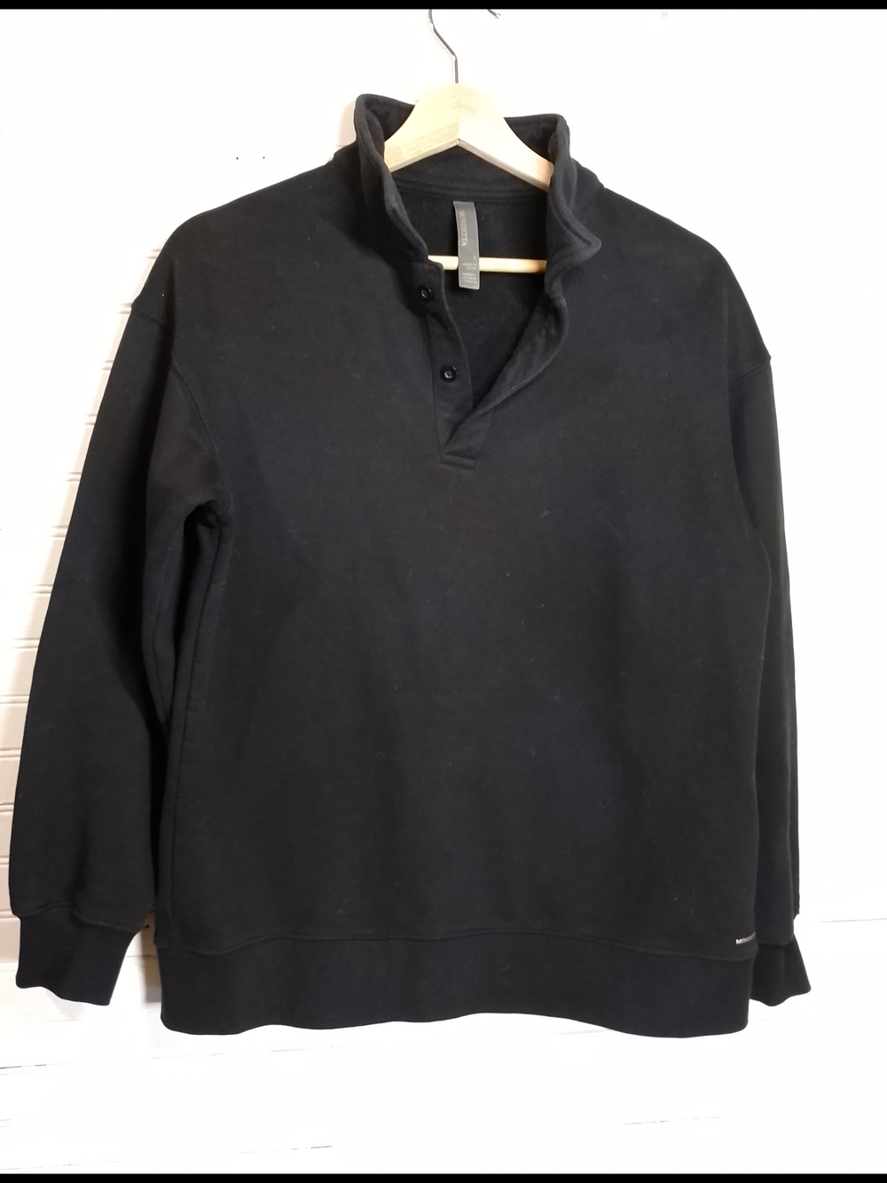 Mondetta Women's Black Quarter-Button Pullover Sweater